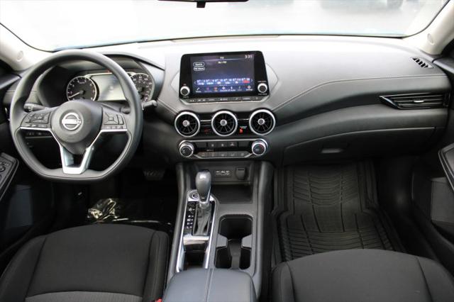 2024 Nissan Sentra SV Xtronic CVT