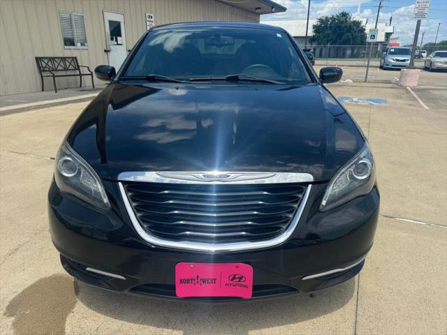 2013 Chrysler 200 Limited