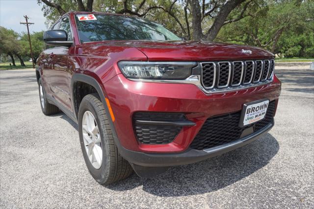 2023 Jeep Grand Cherokee Laredo X 4x4