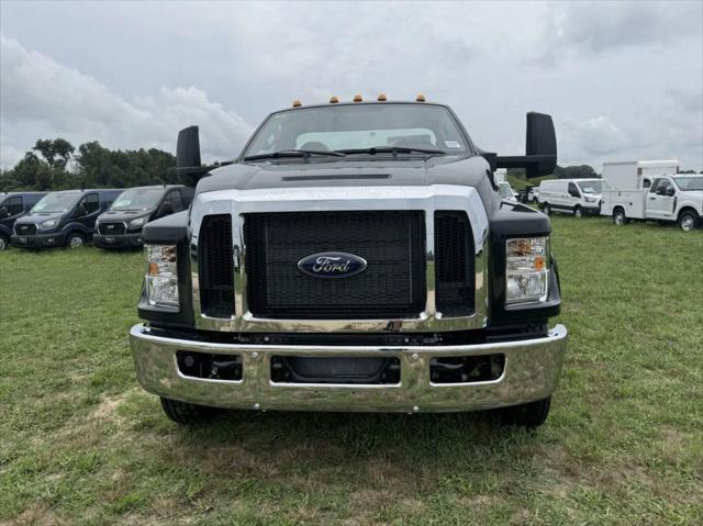 2025 Ford F-650 Base