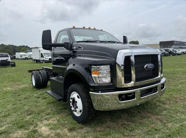 2025 Ford F-650 Base