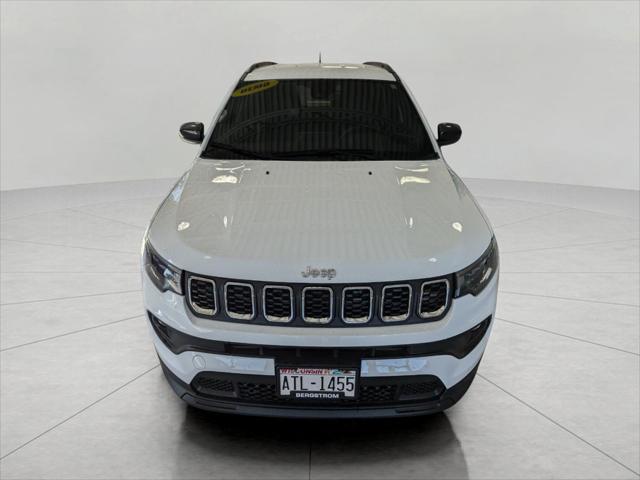 2025 Jeep Compass COMPASS LATITUDE 4X4 2025 Jeep Compass COMPASS LATITUDE 4X4
