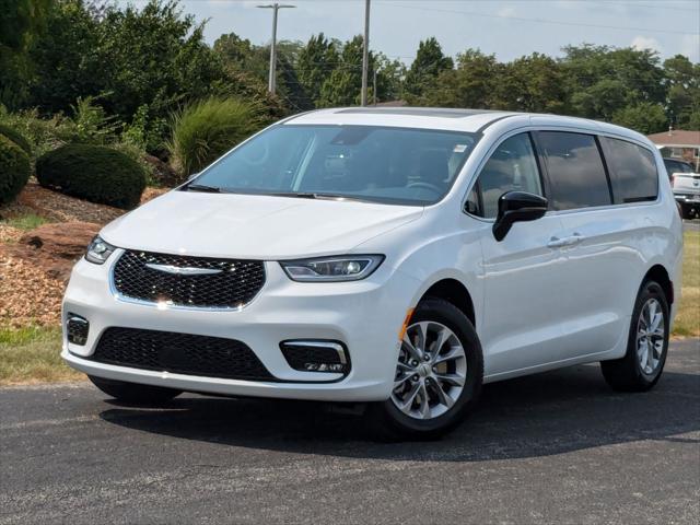 2024 Chrysler Pacifica PACIFICA TOURING L AWD