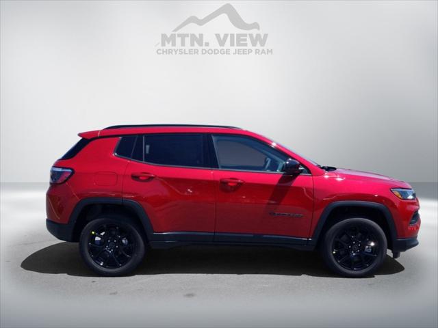 2025 Jeep Compass COMPASS LATITUDE 4X4