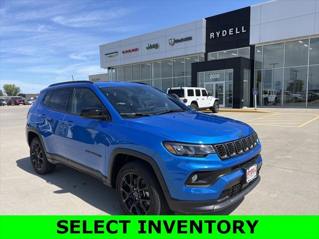 2025 Jeep Compass COMPASS LATITUDE 4X4