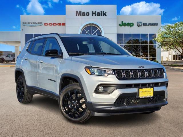 2025 Jeep Compass COMPASS LATITUDE 4X4