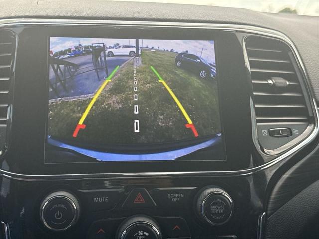 2021 Jeep Grand Cherokee Laredo X 4x4