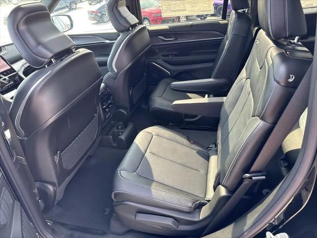 2024 Jeep Grand Cherokee L Overland 4x4