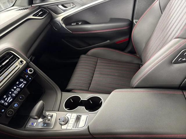 2025 Genesis G70 2.5T AWD