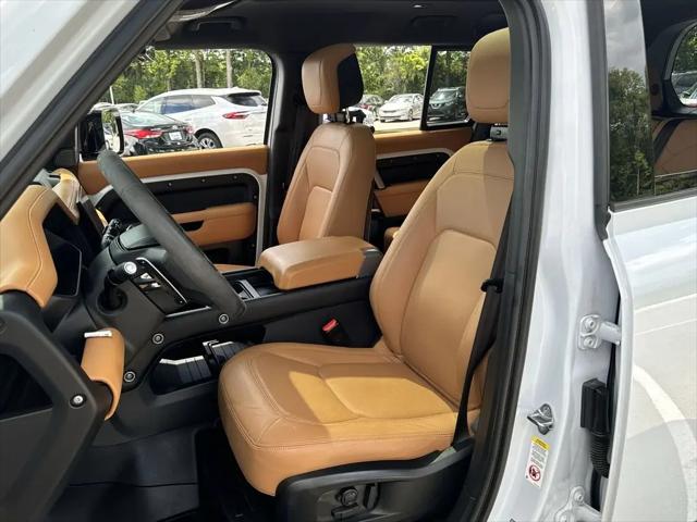 2023 Land Rover Defender 110 V8