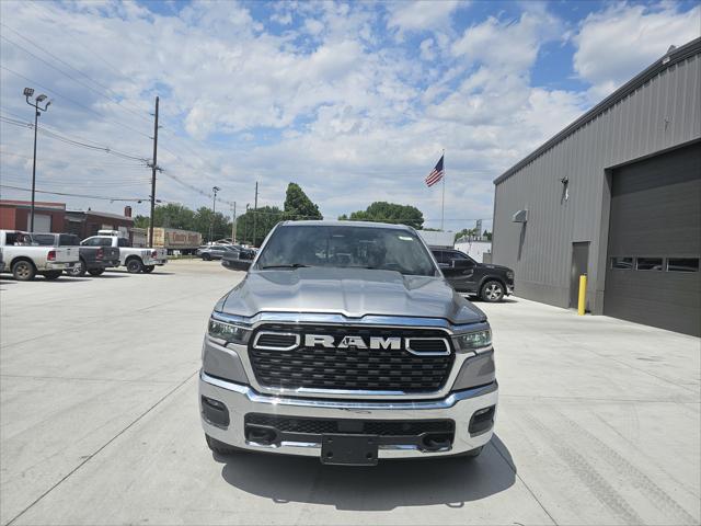 2025 RAM Ram 1500 RAM 1500 BIG HORN CREW CAB 4X4 64 BOX