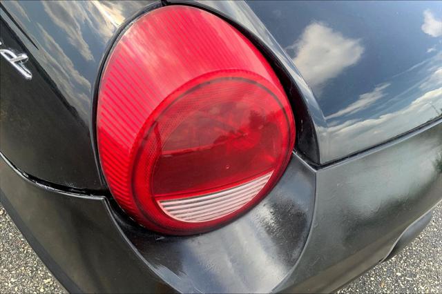 2003 Ford Thunderbird Deluxe