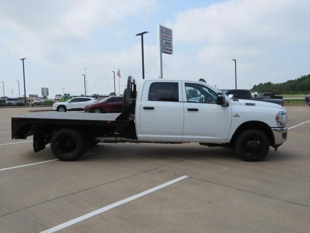 2024 RAM Ram 3500 Chassis Cab RAM 3500 TRADESMAN CREW CAB CHASSIS 4X4 60 CA