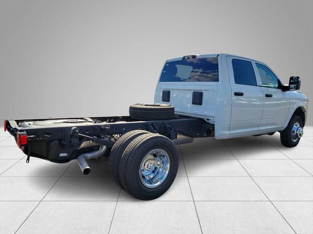 2024 RAM Ram 3500 Chassis Cab RAM 3500 TRADESMAN CREW CAB CHASSIS 4X4 60 CA