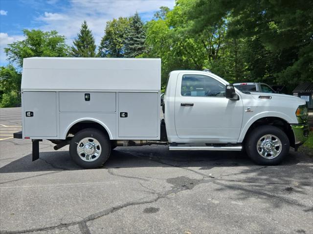 2024 RAM Ram 3500 Chassis Cab RAM 3500 TRADESMAN CHASSIS REGULAR CAB 4X4 60 CA
