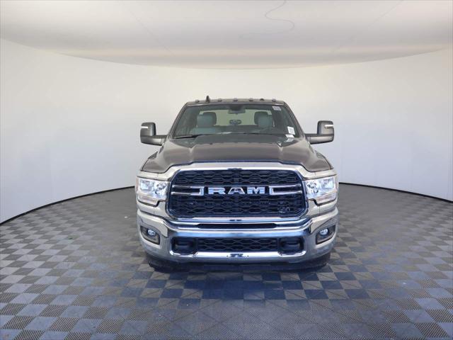 2024 RAM Ram 3500 Chassis Cab RAM 3500 TRADESMAN CREW CAB CHASSIS 4X4 60 CA