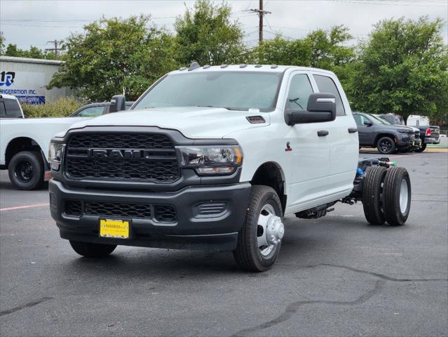 2024 RAM Ram 3500 Chassis Cab RAM 3500 TRADESMAN CREW CAB CHASSIS 4X4 60 CA