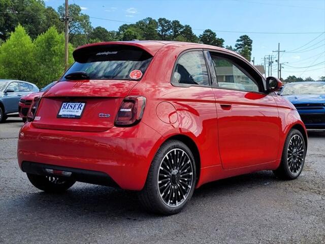 2024 Fiat 500e INSPI(RED) FWD