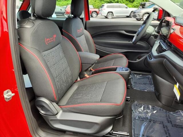 2024 Fiat 500e INSPI(RED) FWD