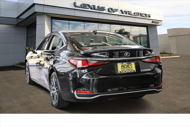 2025 Lexus ES ES 300h