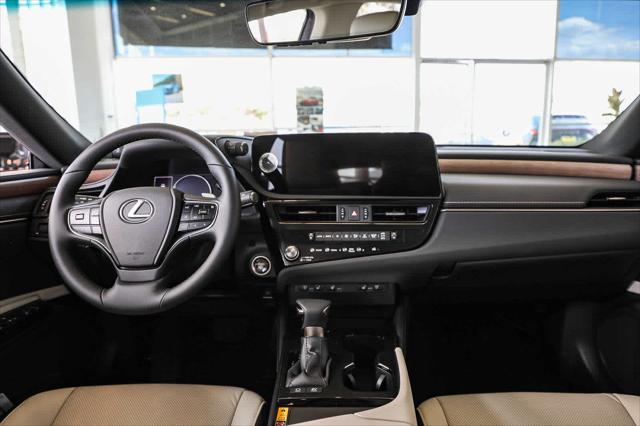 2025 Lexus ES ES 300h