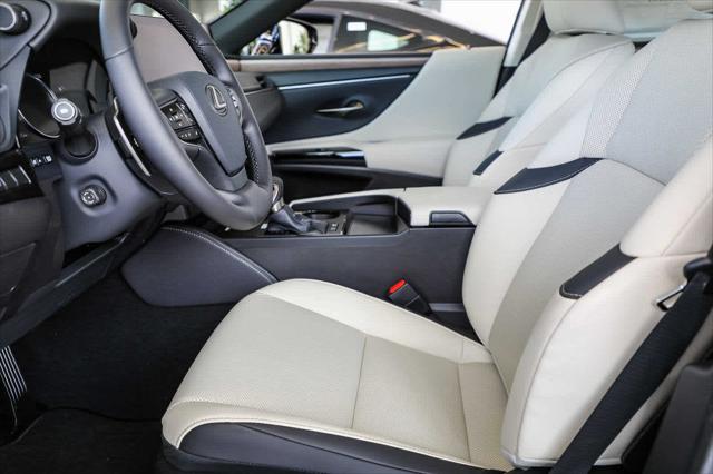 2025 Lexus ES ES 300h