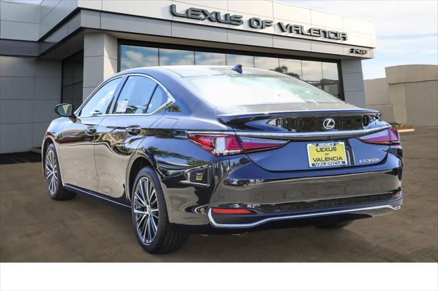 2025 Lexus ES ES 300h