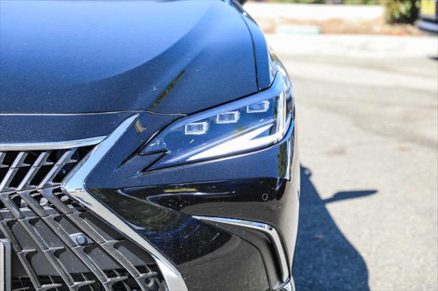 2025 Lexus ES ES 300h