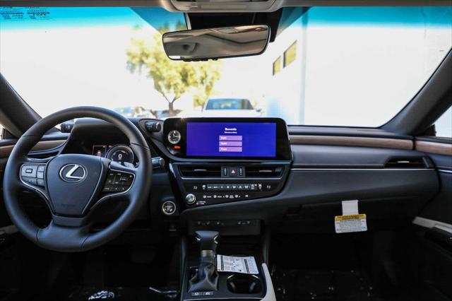 2025 Lexus ES ES 300h