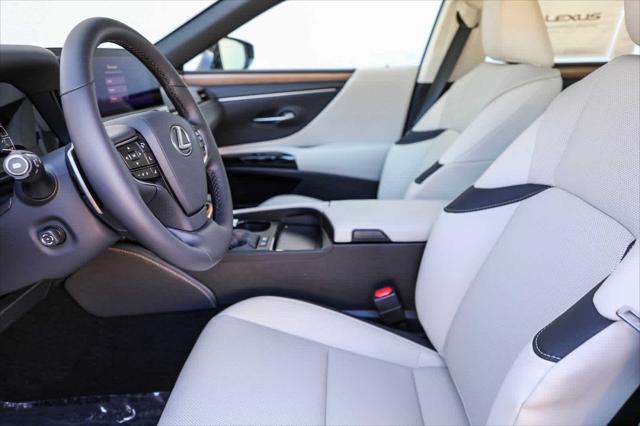 2025 Lexus ES ES 300h