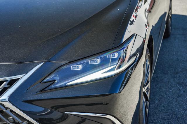 2025 Lexus ES ES 300h
