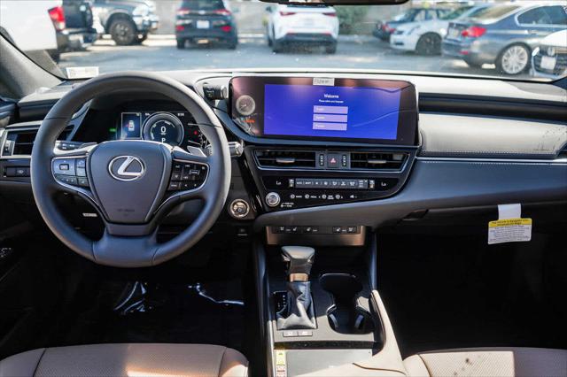 2025 Lexus ES ES 300h