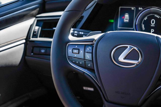 2025 Lexus ES ES 300h