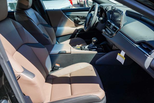 2025 Lexus ES ES 300h