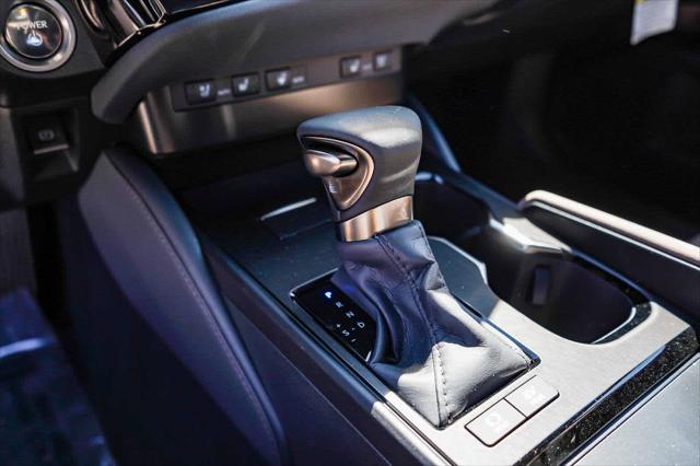 2025 Lexus ES ES 300h