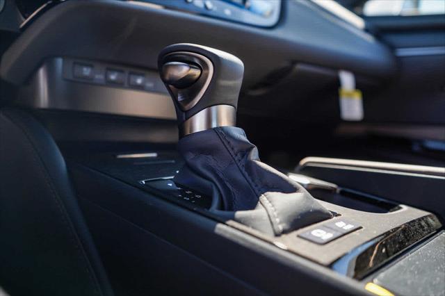 2025 Lexus ES ES 300h