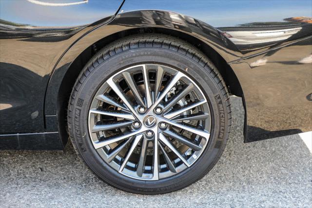 2025 Lexus ES ES 300h