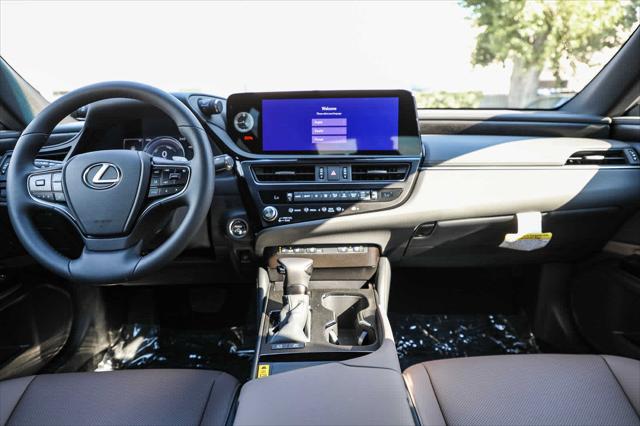 2025 Lexus ES ES 300h