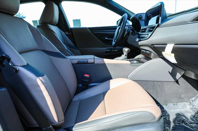 2025 Lexus ES ES 300h