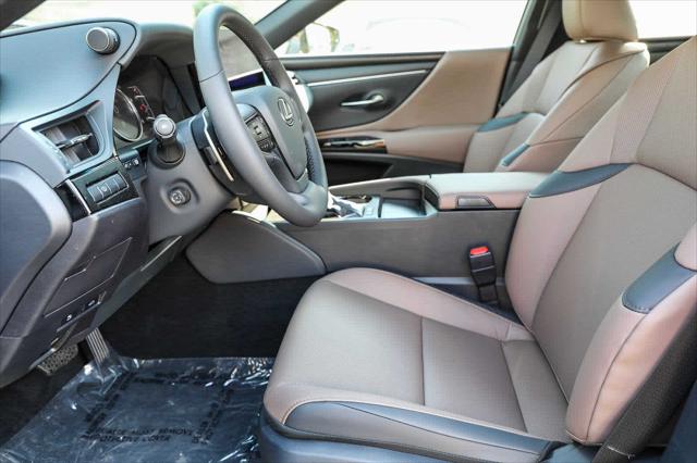 2025 Lexus ES ES 300h