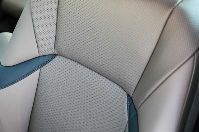 2025 Lexus ES ES 300h