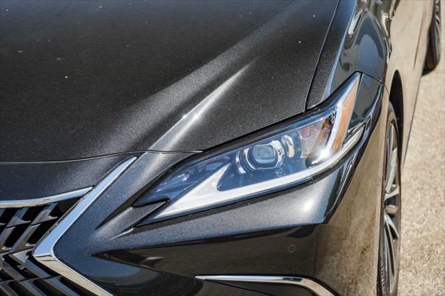 2025 Lexus ES ES 300h