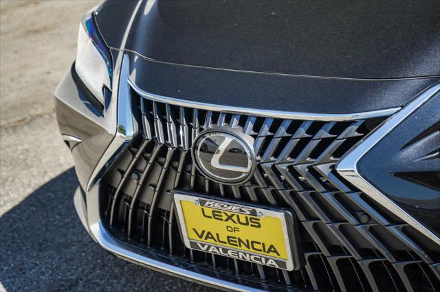 2025 Lexus ES ES 300h