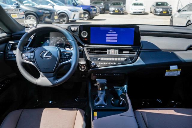 2025 Lexus ES ES 300h