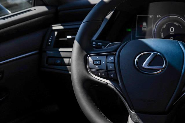 2025 Lexus ES ES 300h