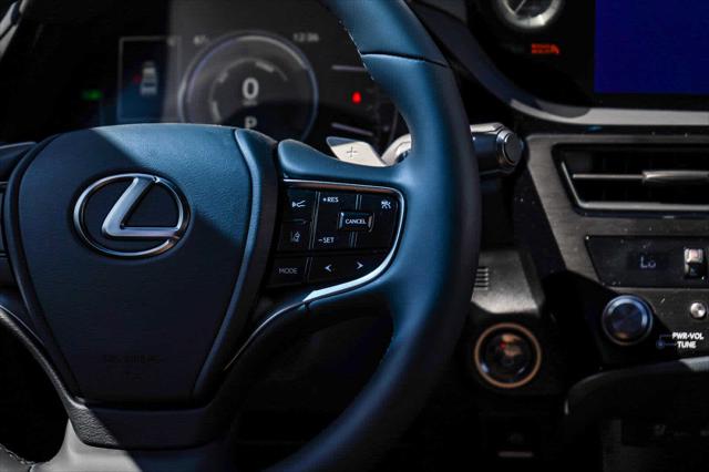 2025 Lexus ES ES 300h