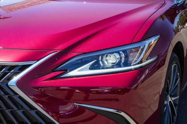 2025 Lexus ES ES 300h