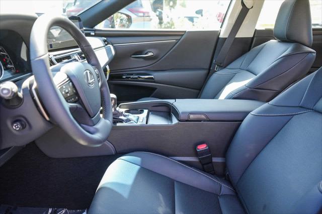 2025 Lexus ES ES 300h