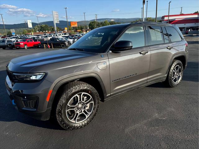 2023 Jeep Grand Cherokee 4xe Trailhawk