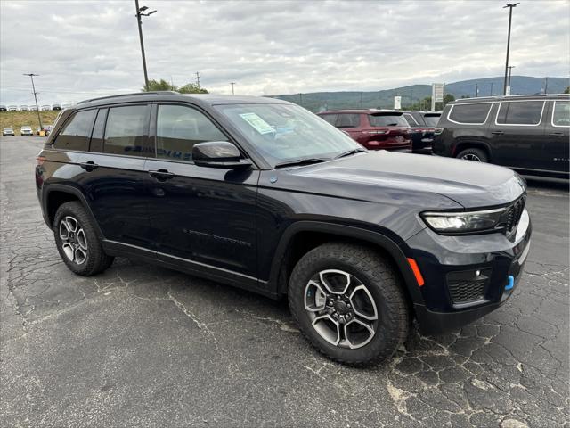 2023 Jeep Grand Cherokee 4xe Trailhawk